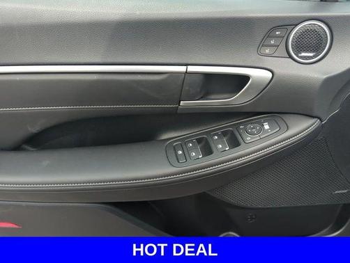 2024 Hyundai SONATA Hybrid Limited