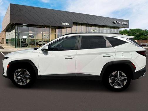 White Pearl 2026 Hyundai TUCSON SEL