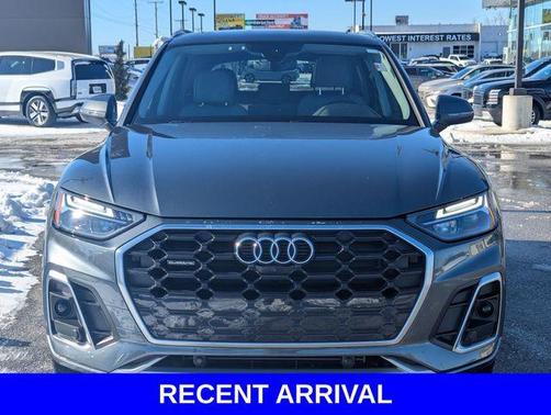 2023 Audi Q5 45 S line quattro Premium