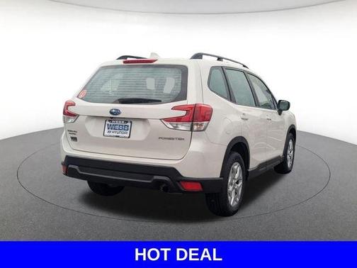 Crystal White Pearl 2021 Subaru Forester