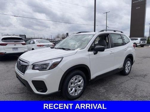 Crystal White Pearl 2021 Subaru Forester