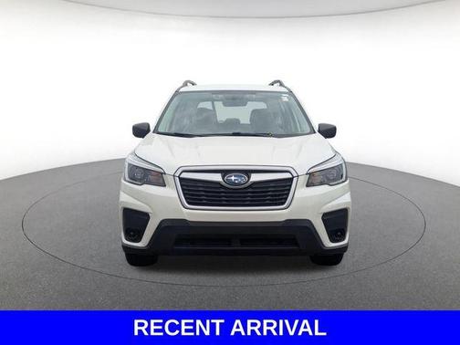 Crystal White Pearl 2021 Subaru Forester