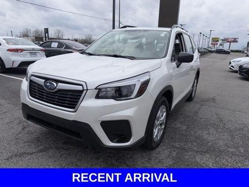 Crystal White Pearl 2021 Subaru Forester