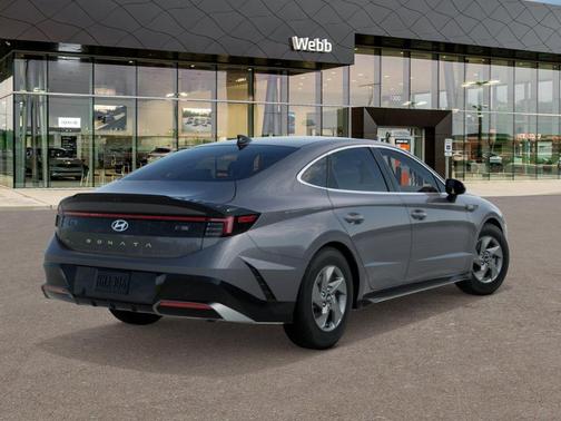 2025 Hyundai SONATA SE