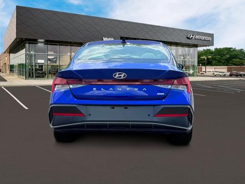 2025 Hyundai ELANTRA HEV Limited