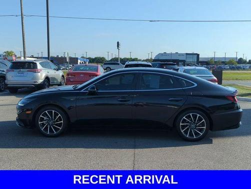 2020 Hyundai SONATA Limited