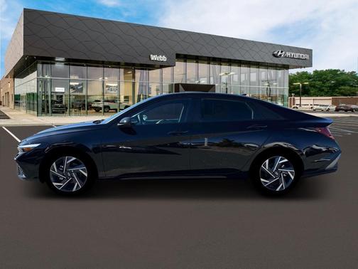 2025 Hyundai ELANTRA HEV SEL Sport