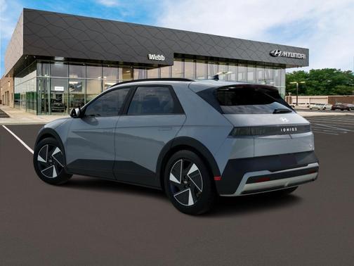Cyber Gray 2027 Hyundai IONIQ 5 SEL