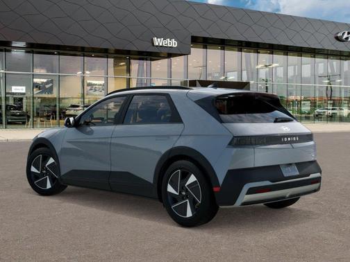 Cyber Gray 2027 Hyundai IONIQ 5 SEL