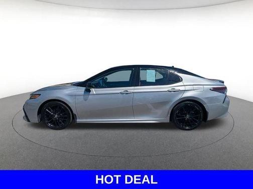 Celestial Silver Metallic 2022 Toyota Camry Hybrid XSE