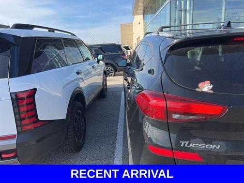 Black Noir Pearl 2021 Hyundai TUCSON Value