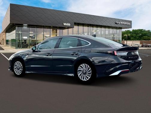 2025 Hyundai SONATA Hybrid Limited