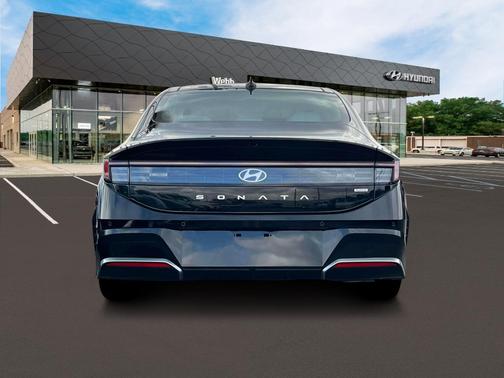 2025 Hyundai SONATA Hybrid Limited
