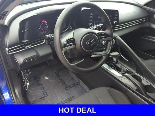 2021 Hyundai ELANTRA SE