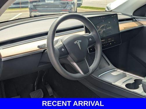 Stealth Gray 2024 Tesla Model Y Long Range