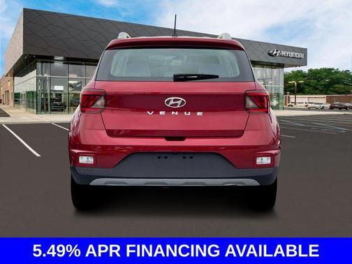 2025 Hyundai VENUE SEL