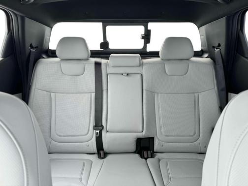 2025 Hyundai SANTA CRUZ SEL Activity