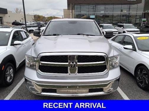 2017 RAM 1500 SLT