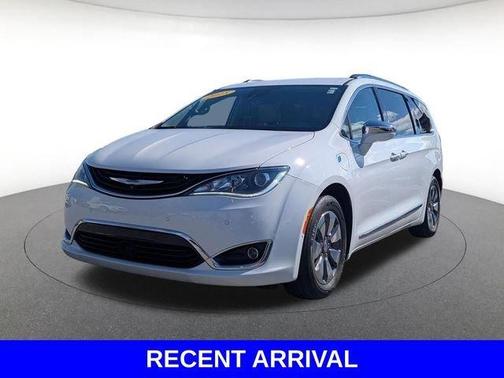 2018 Chrysler Pacifica Hybrid Limited