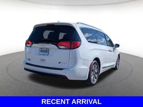 2018 Chrysler Pacifica Hybrid Limited