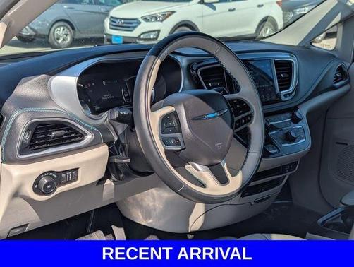 2018 Chrysler Pacifica Hybrid Limited