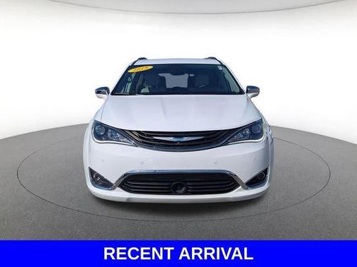 2018 Chrysler Pacifica Hybrid Limited