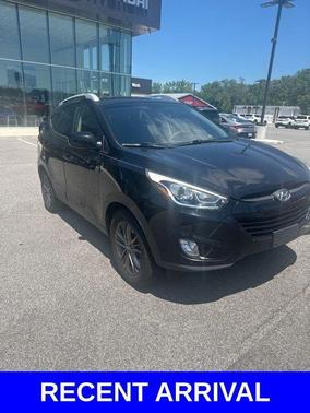 2015 Hyundai TUCSON SE