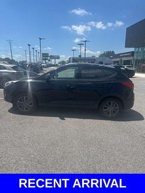 2015 Hyundai TUCSON SE