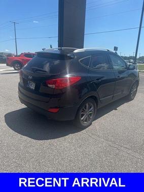 2015 Hyundai TUCSON SE