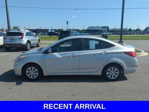 2016 Hyundai Accent SE
