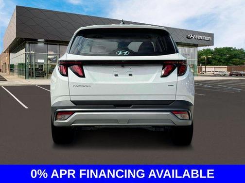 2025 Hyundai TUCSON SE