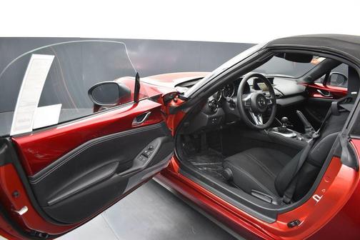 Soul Red Crystal Metallic 2026 Mazda MX-5 Miata Club
