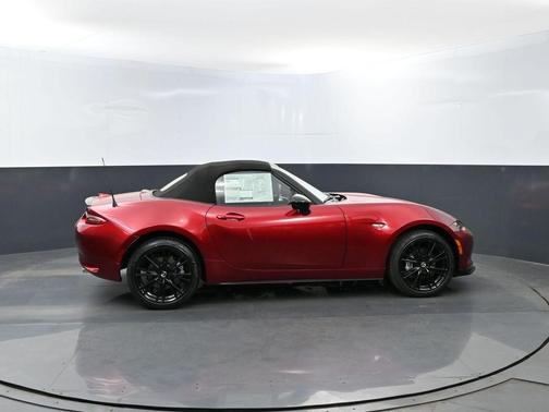 Soul Red Crystal Metallic 2026 Mazda MX-5 Miata Club