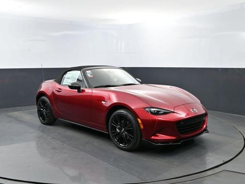 Soul Red Crystal Metallic 2026 Mazda MX-5 Miata Club