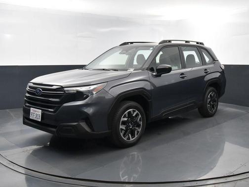 Magnetite Gray Metallic 2025 Subaru Forester