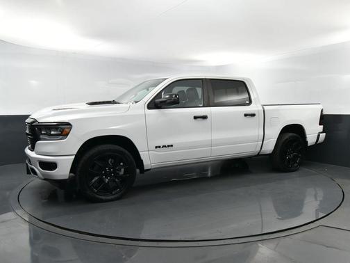 Bright White Clearcoat 2024 RAM 1500 Laramie