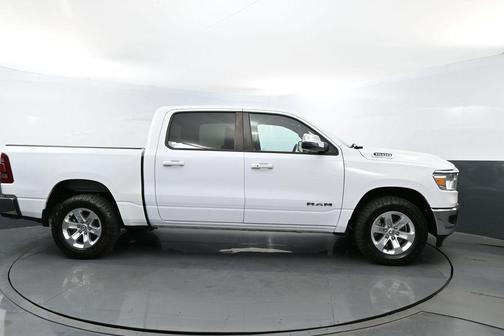 Bright White Clearcoat 2024 RAM 1500 Laramie