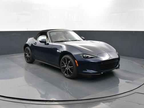 Deep Crystal Blue Mica 2025 Mazda MX-5 Miata Grand Touring