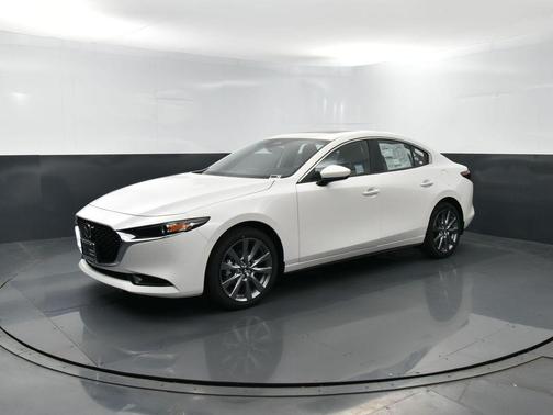 Snowflake White Pearl 2026 Mazda Mazda3 FWD w/Preferred Package