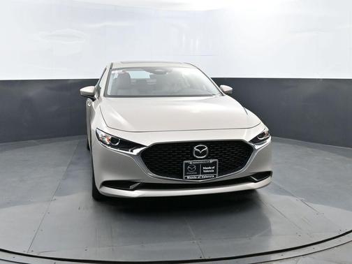 Platinum Quartz Metallic 2026 Mazda Mazda3 FWD w/Preferred Package