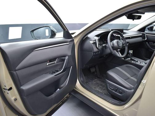 Zircon Sand Metallic 2026 Mazda CX-50 2.5 S Meridian Edition