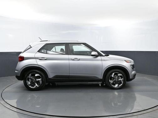 Shimmering Silver 2025 Hyundai VENUE SEL