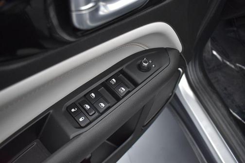 Silver Zynith 2025 Jeep Compass Limited