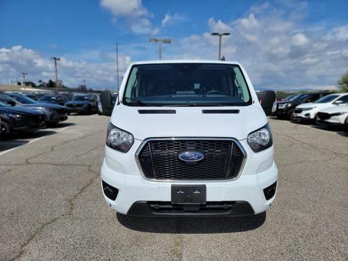 2024 Ford Transit-350 XLT