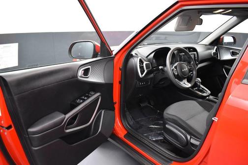 Inferno Red 2024 Kia Soul LX