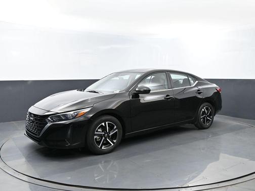 Black 2025 Nissan Sentra SV