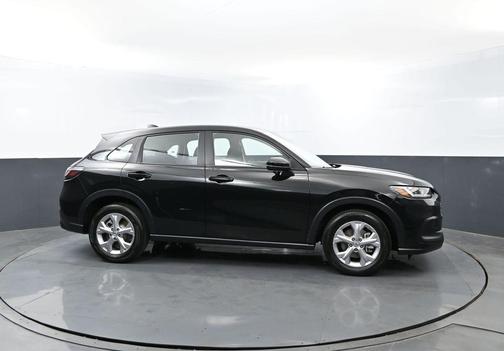 Black 2025 Honda HR-V LX