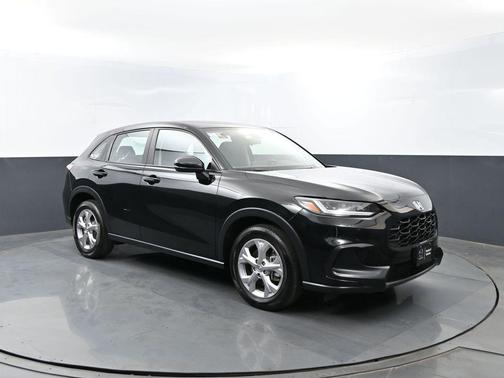Black 2025 Honda HR-V LX
