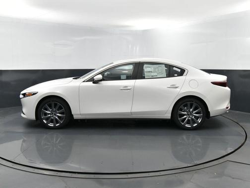 Snowflake White Pearl 2026 Mazda Mazda3 FWD w/Preferred Package