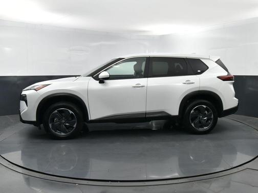 Everest White P 2024 Nissan Rogue SV